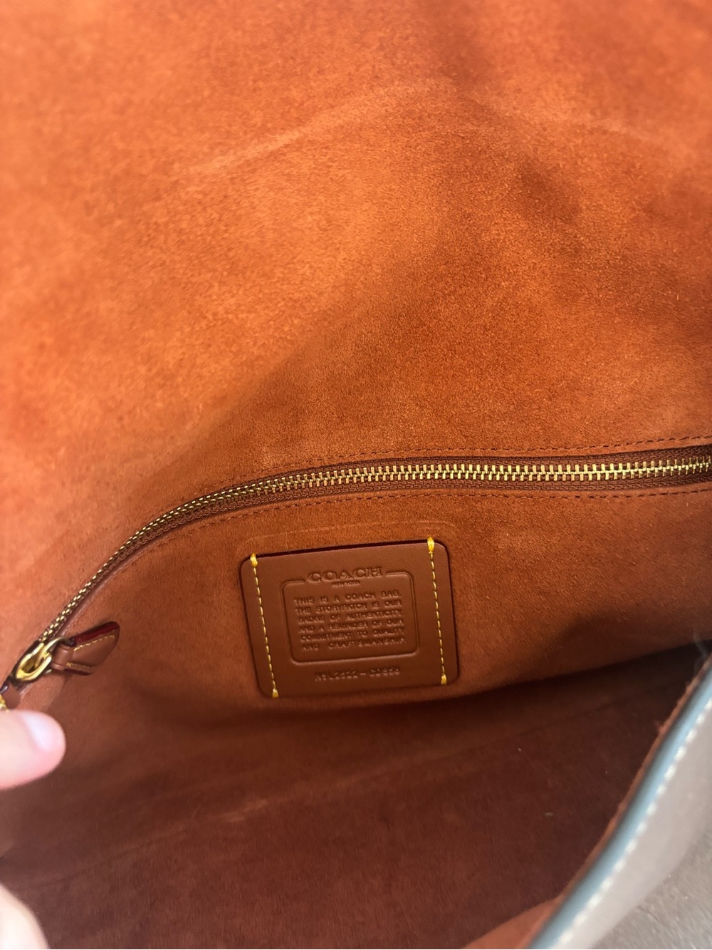 Coach Chelsea Shoulder Bag 30 in Brass/Maple Brown - Picture 10 of 12